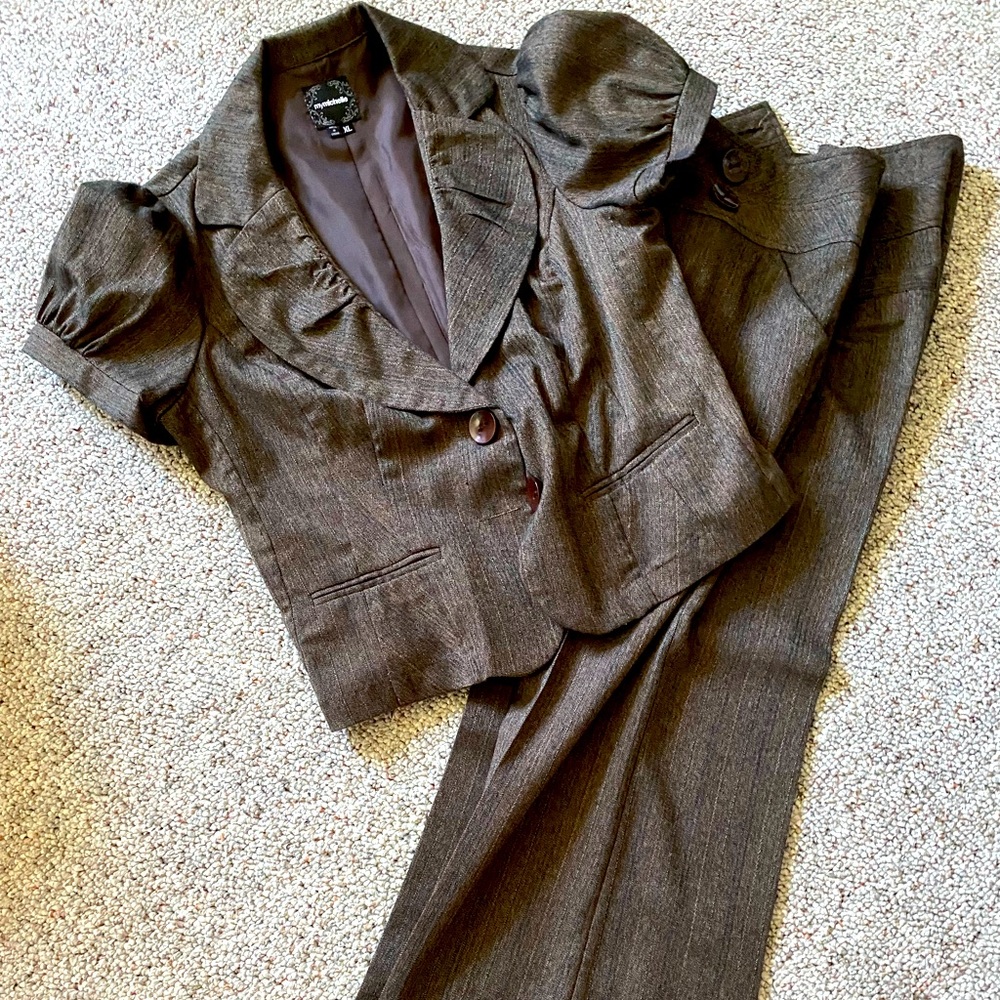 Pants set / suit